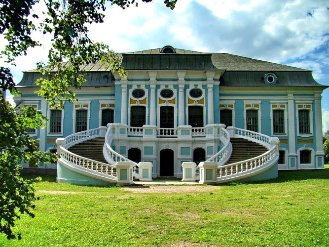 Усадьба Грибоедовых Хмелита