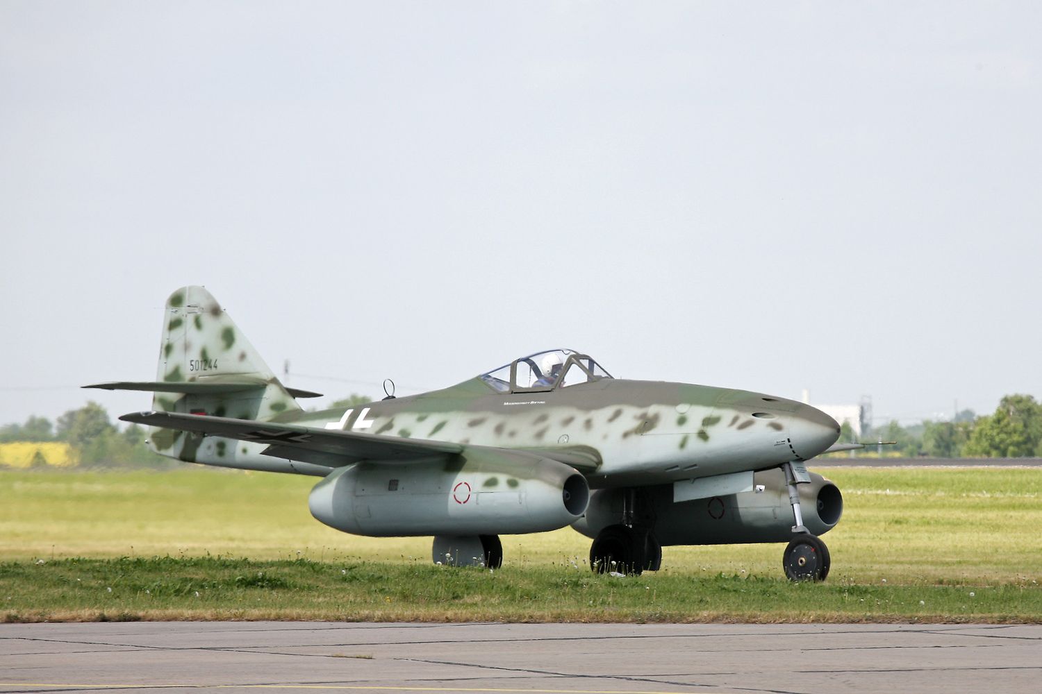 Мессершмитт Me-262