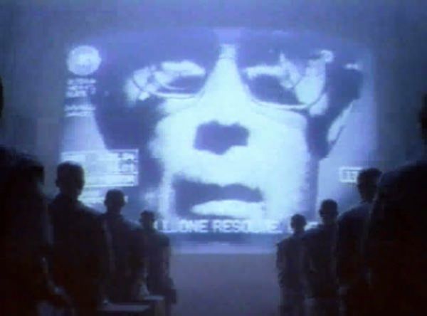 Кадр из рекламы Macintosh 1984 года
